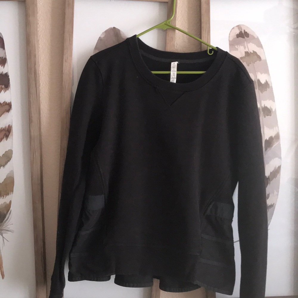 Lululemon Ruffle Sweatshirt Size12